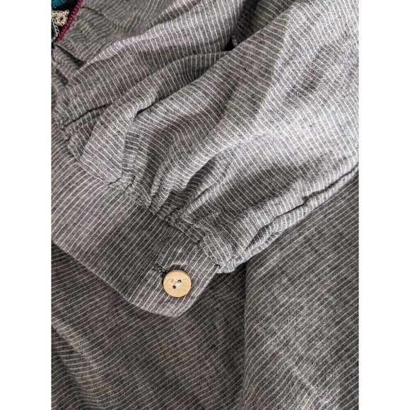 Eri + Ali Gray Embroidered Collar Boxy Top Women's Small - Picture 10 of 10